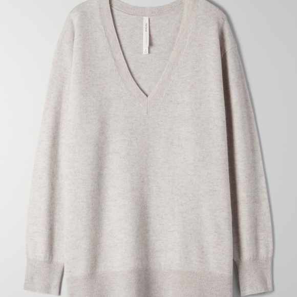 Aritzia- the group by babaton Pomo sweater in sumac - Picture 1 of 10